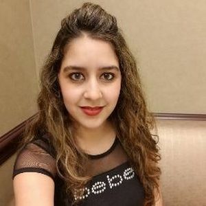 Meet your Posher, Aylin